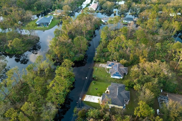 Flood Safety: Essential Tips for US Residents in High-Risk Areas