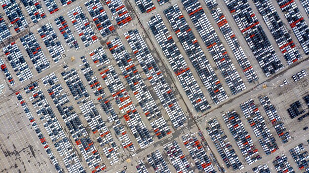 UN Relief Supply Chain Challenges in the US: Bottlenecks and Solutions